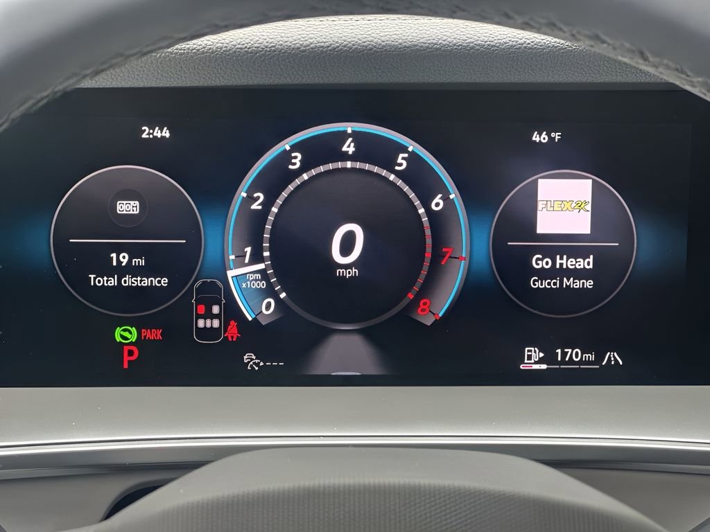 New 2026 Volkswagen Tiguan SE R-Line image 15