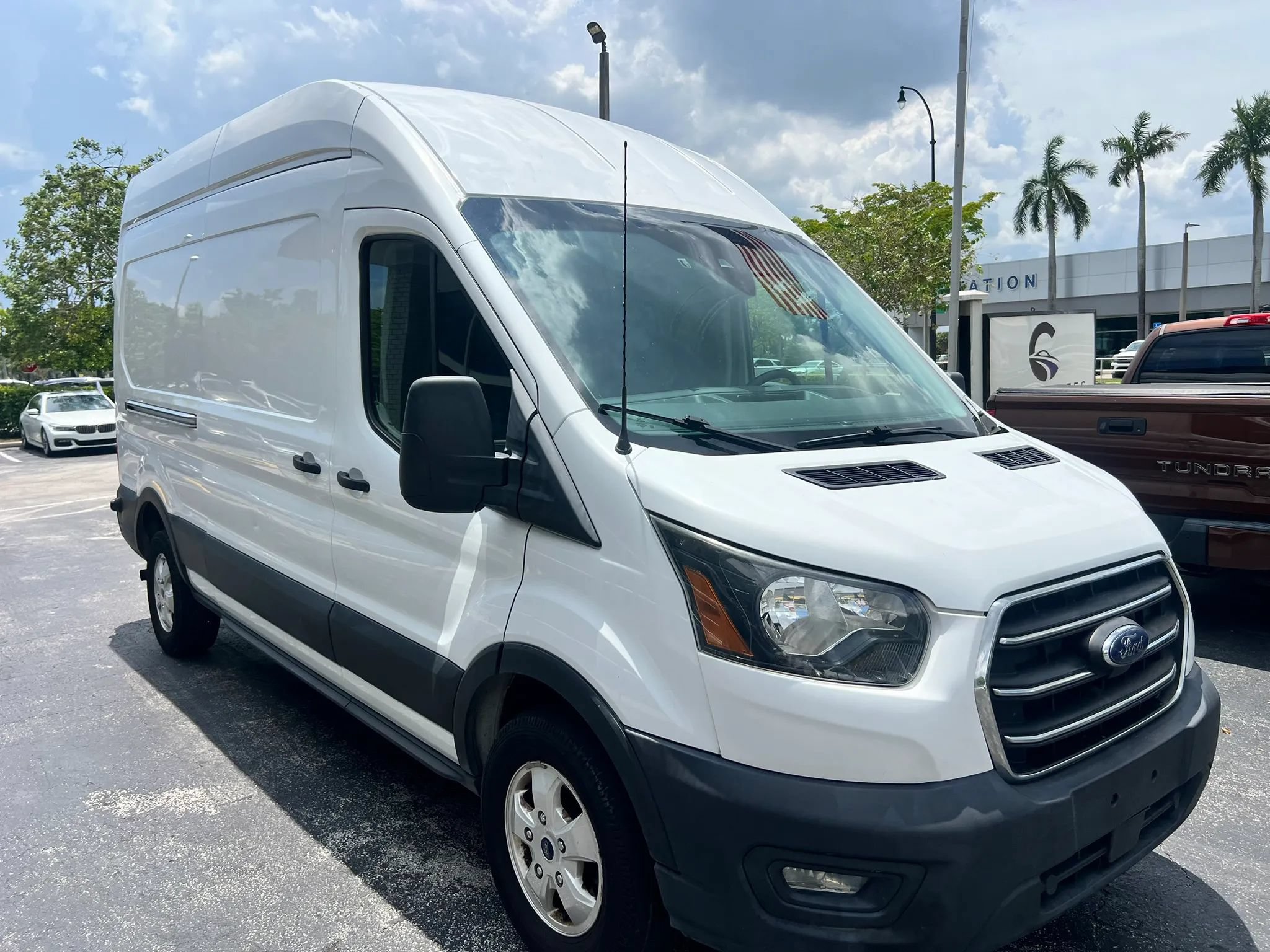 Used 2020 Ford Transit 250 148 High Roof RWD image 2