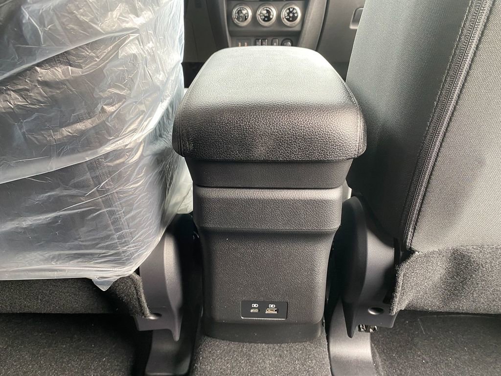 New 2025 Mitsubishi Outlander Sport AWD image 27