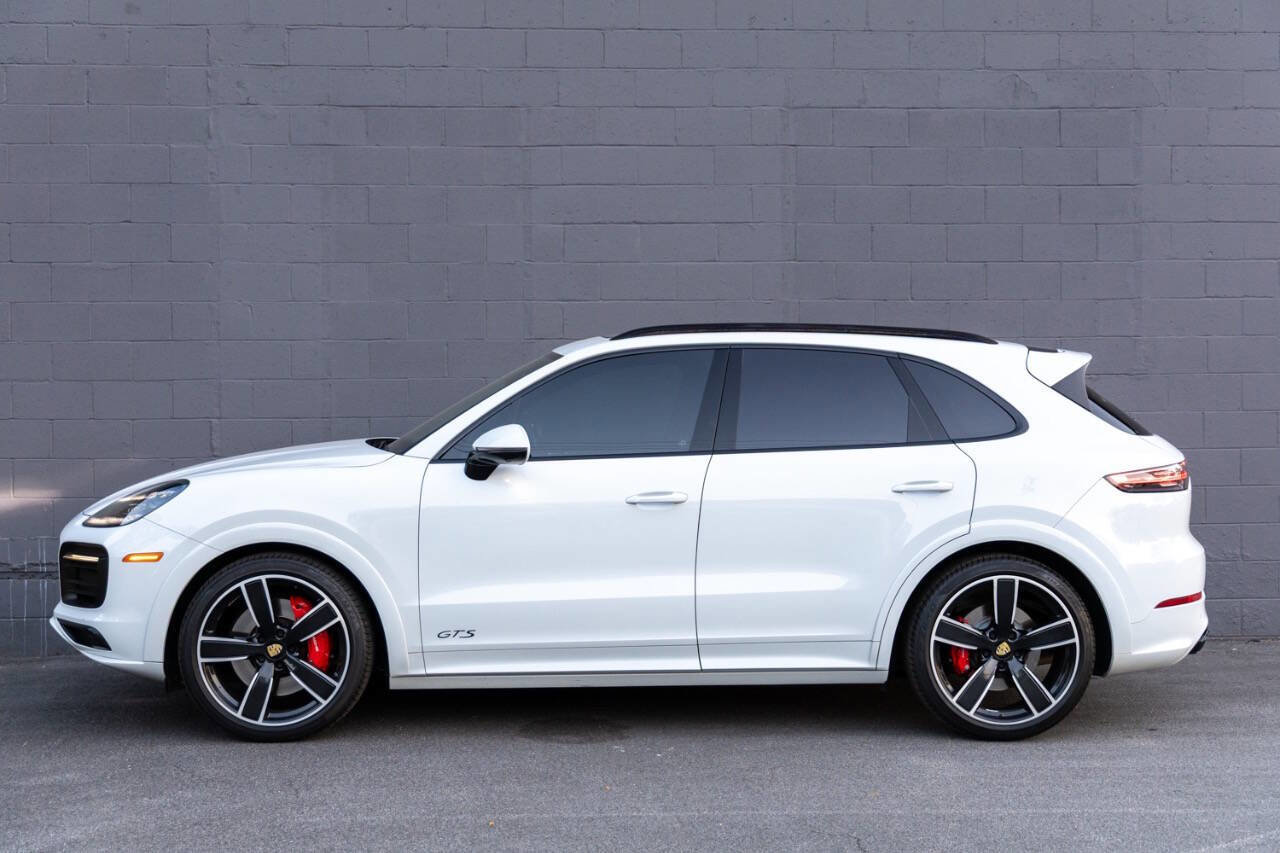 Used 2021 Porsche Cayenne GTS image 6
