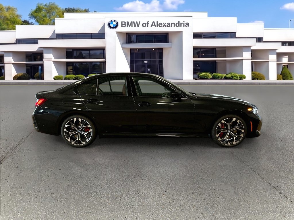 New 2026 BMW 330i xDrive Sedan w/ M Sport Package AWD/4WD image 4
