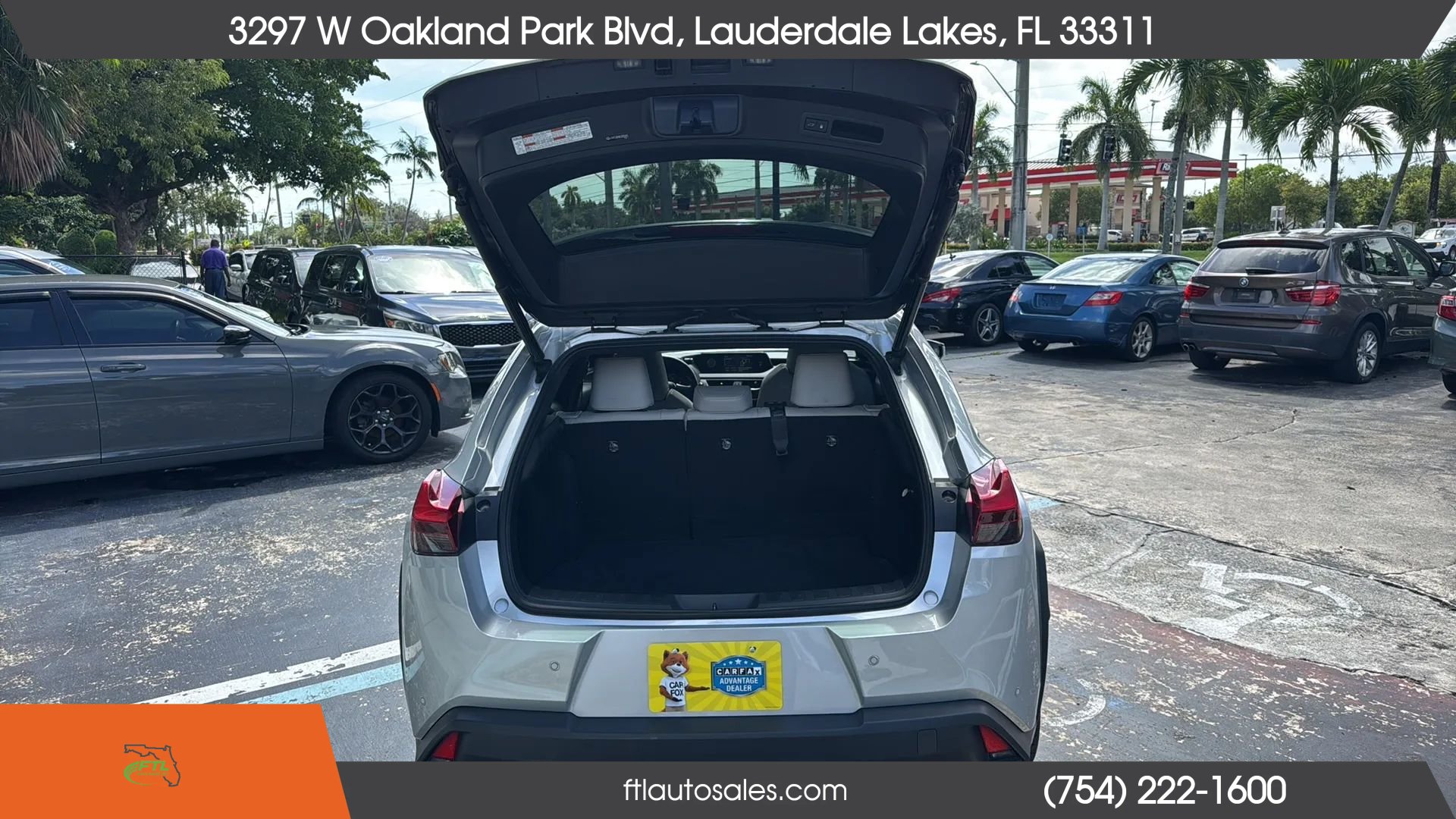 Used 2019 Lexus UX 200 w/ Premium Package FWD image 34
