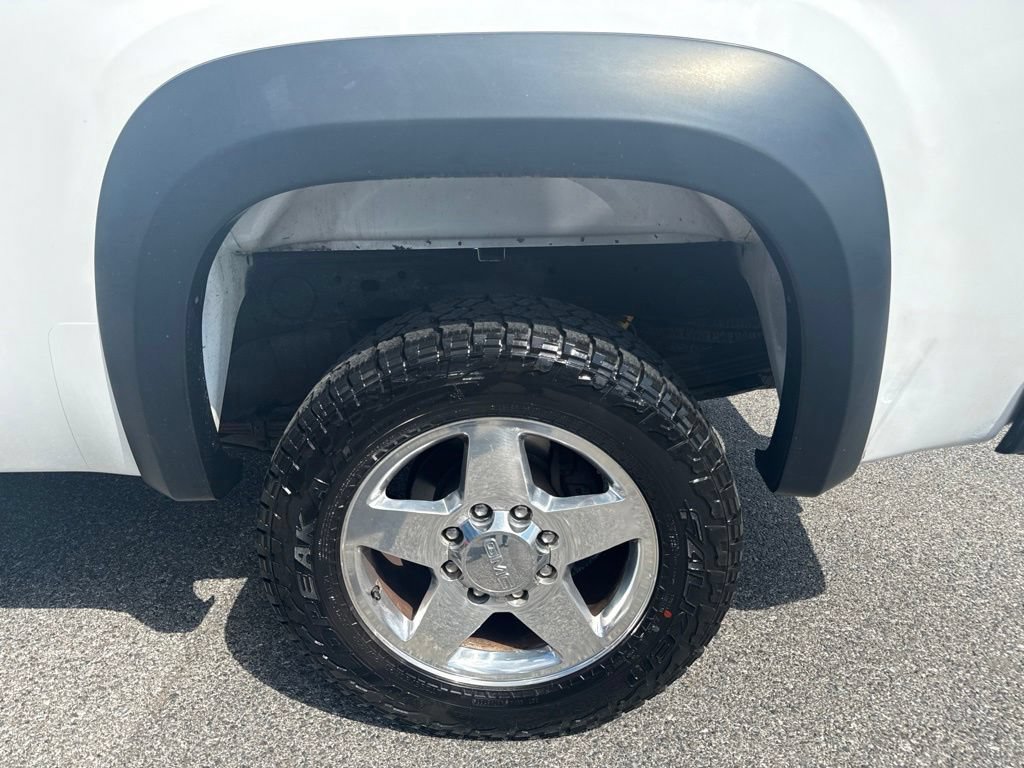 Used 2011 GMC Sierra 2500 SLE AWD/4WD image 5