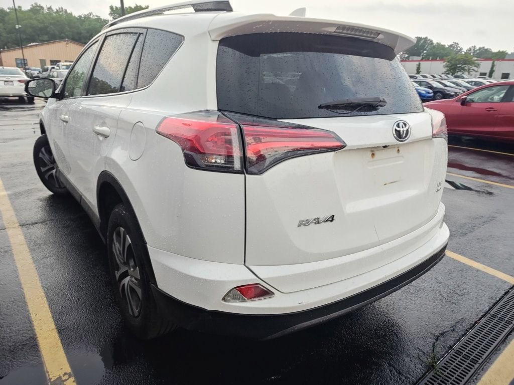 Used 2018 Toyota RAV4 LE w/ All Weather Liner Package AWD/4WD image 4