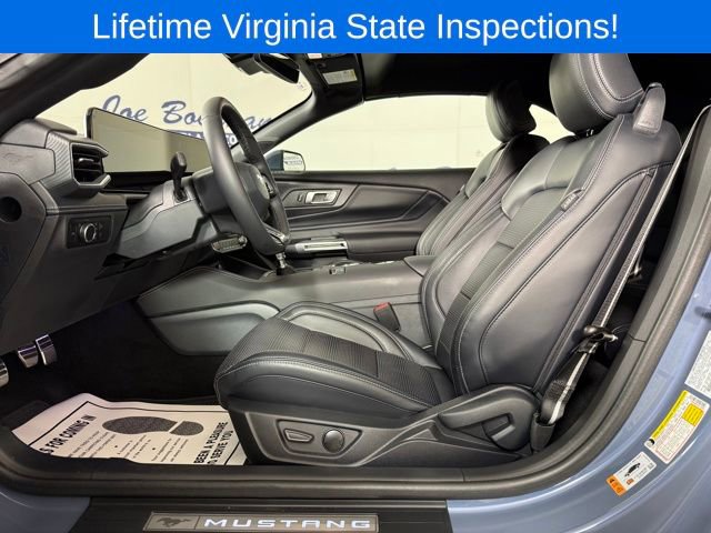 Used 2025 Ford Mustang GT Premium image 11