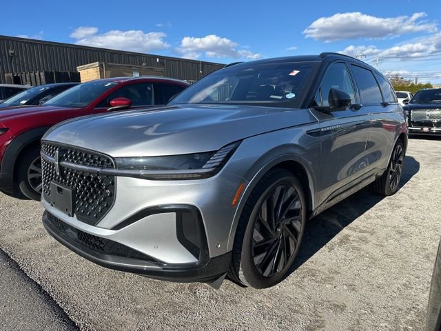 Used 2024 Lincoln Nautilus Reserve w/ Equipment Group 202A image 1