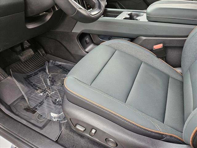 New 2026 GMC Acadia AT4 w/ Super Cruise Package image 4