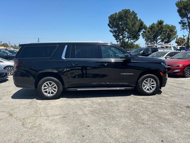 Used 2023 Chevrolet Suburban LS AWD/4WD image 4