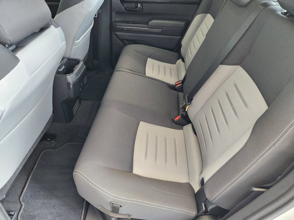 Used 2024 Toyota Tacoma TRD Sport AWD/4WD image 30