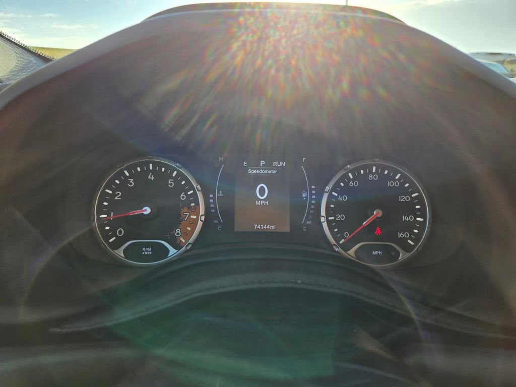 Used 2018 Jeep Renegade Latitude AWD/4WD image 20