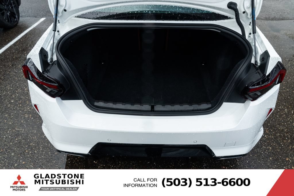 Used 2026 BMW M240i xDrive Coupe AWD/4WD image 9