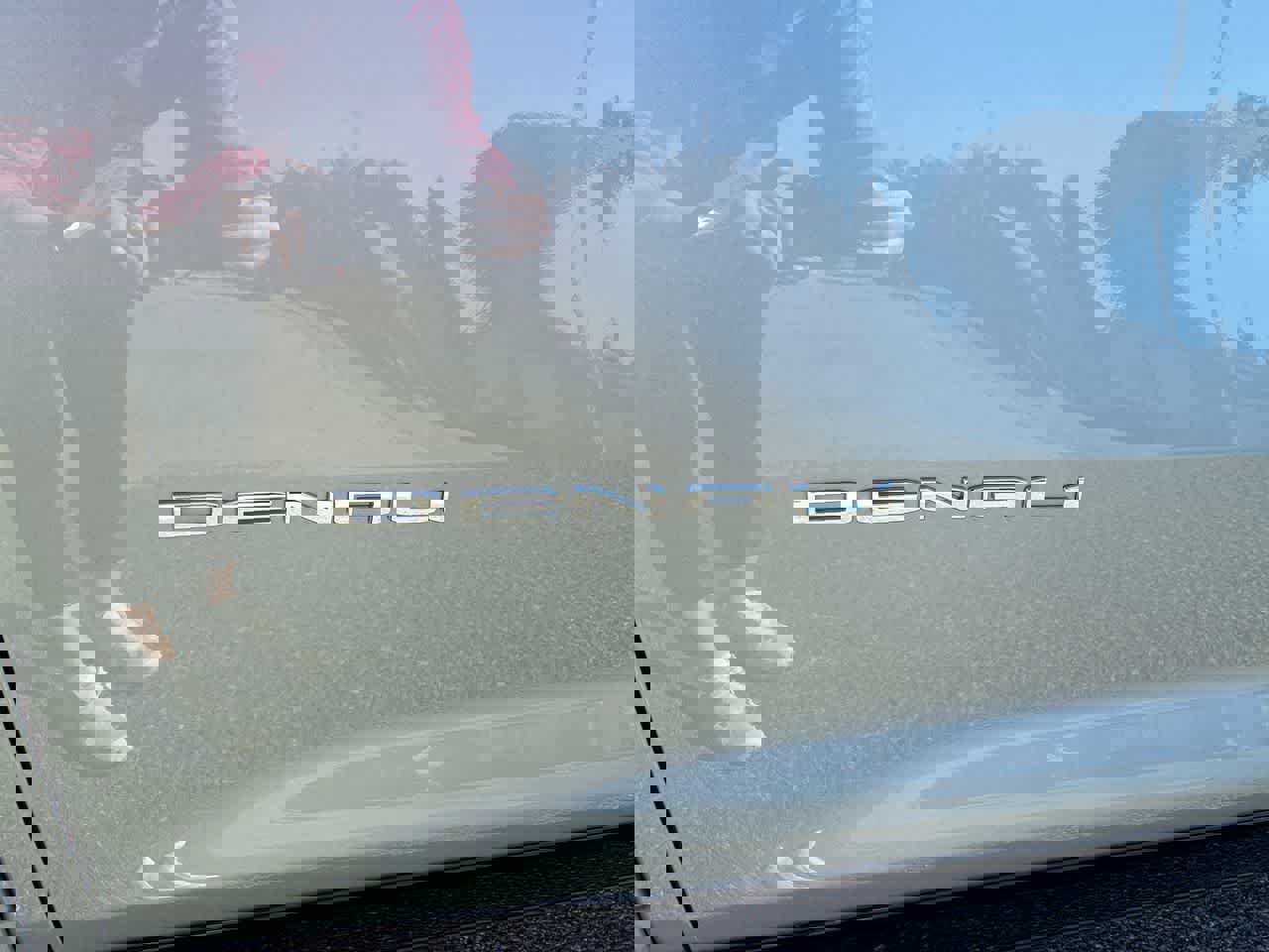 New 2026 GMC Acadia Denali Ultimate w/ LPO, Floor Liner Package image 32