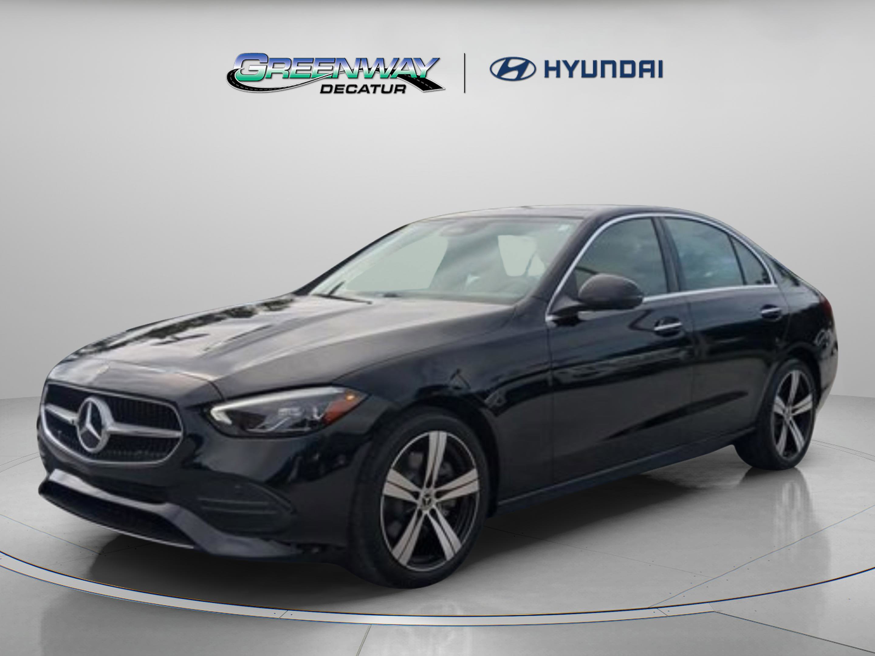 Used 2025 Mercedes-Benz C 300 Sedan image 9