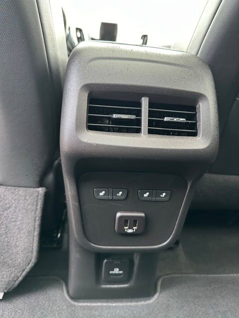 Certified 2023 Chevrolet Equinox Premier image 38