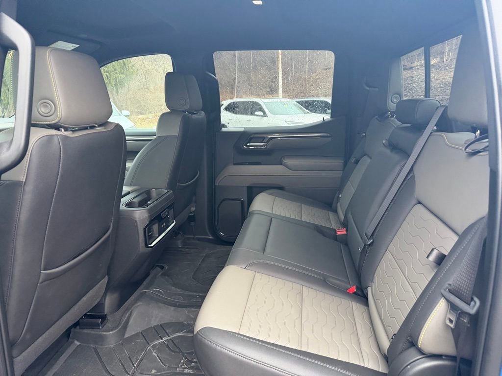 Used 2023 Chevrolet Silverado 1500 ZR2 w/ Technology Package image 16