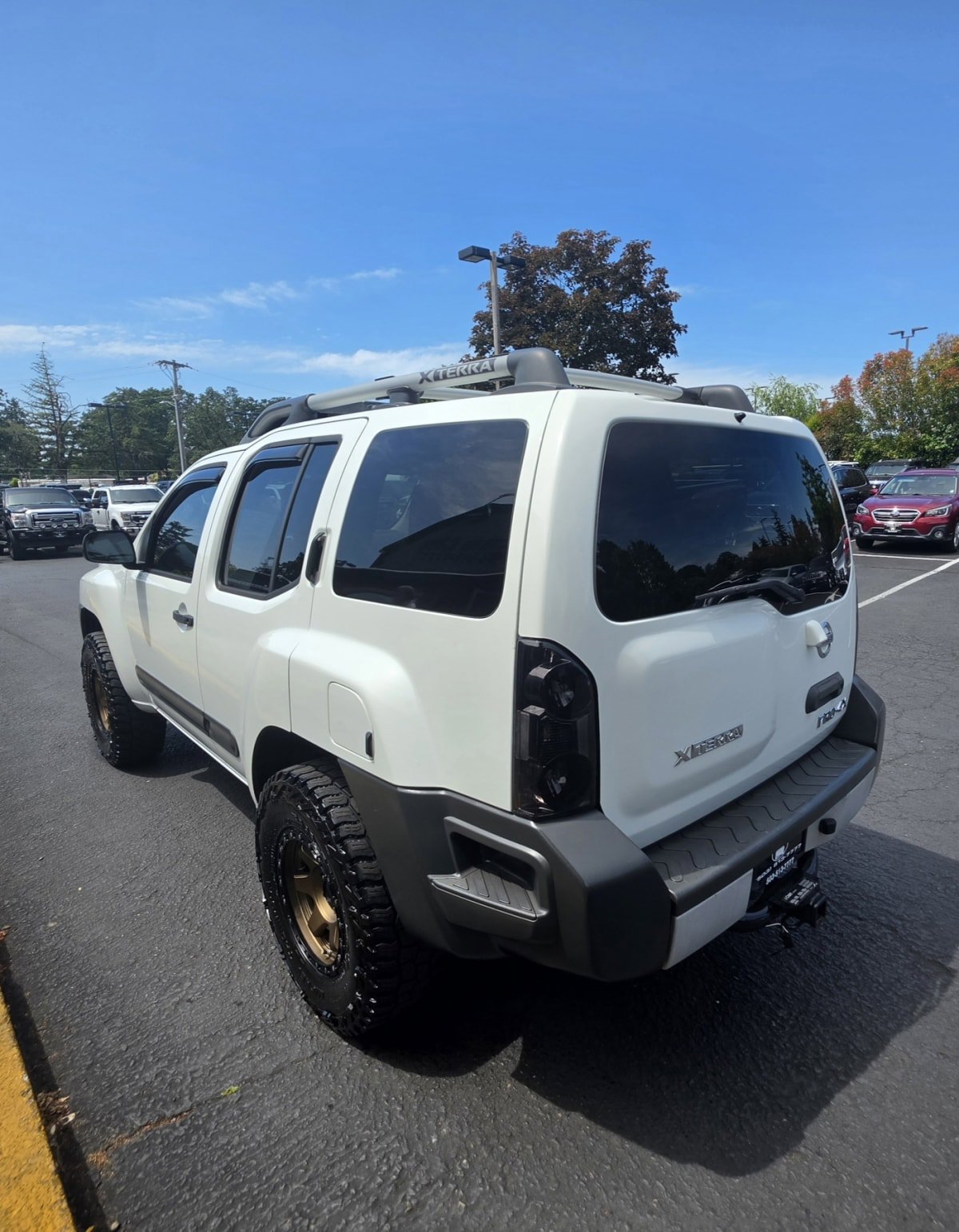 Used 2014 Nissan Xterra PRO-4X w/ Pro-4x Leather Package AWD/4WD image 7
