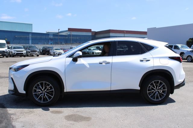 Used 2025 Lexus NX 350h AWD w/ Cold Area Package image 9