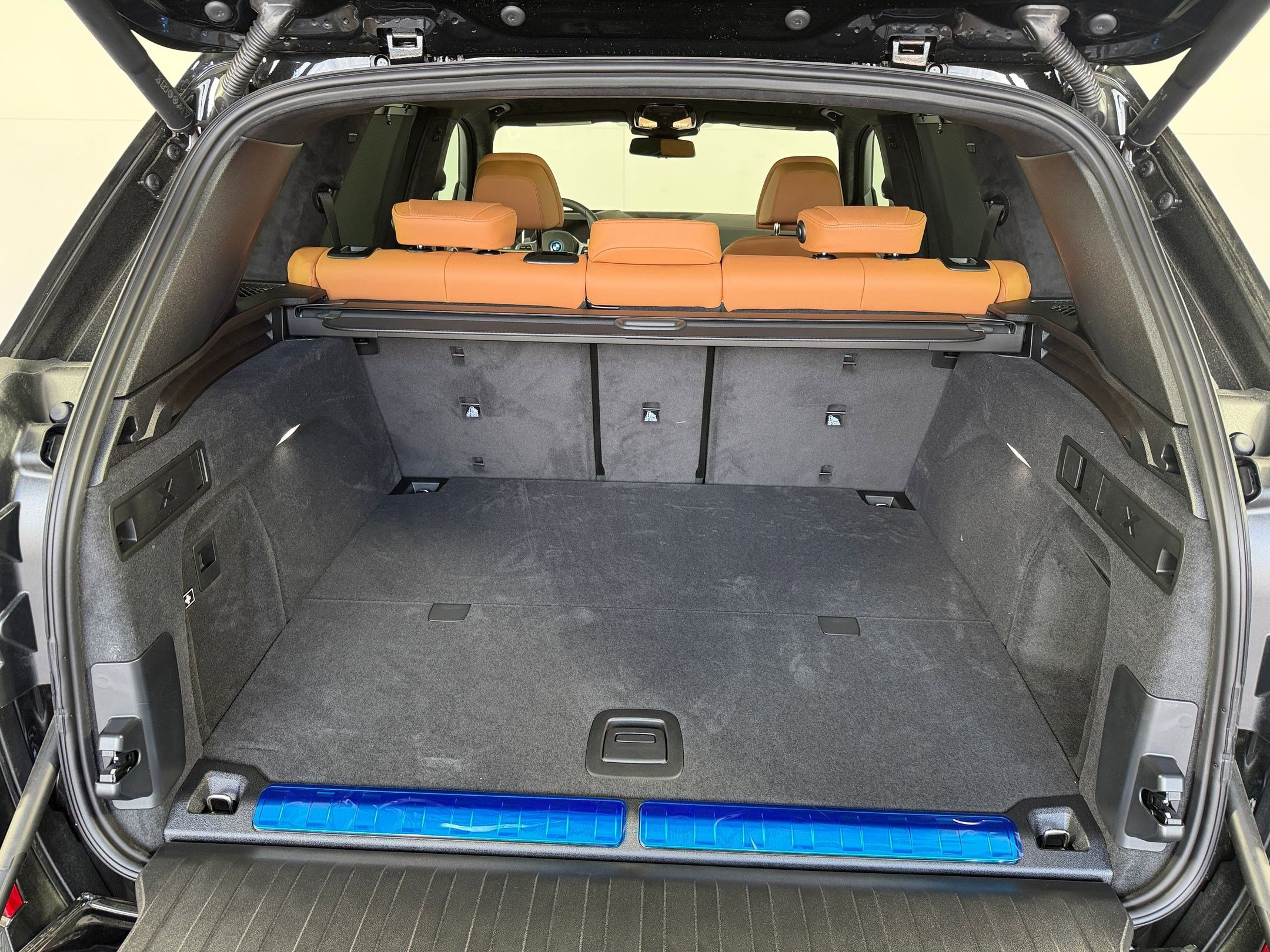 New 2026 BMW X5 xDrive50e w/ Executive Package image 32