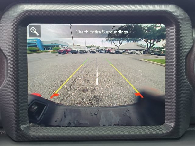 Used 2023 Jeep Gladiator Mojave w/ LED Lighting Group AWD/4WD image 29