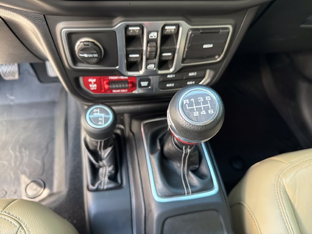 Used 2018 Jeep Wrangler Unlimited Rubicon AWD/4WD image 33