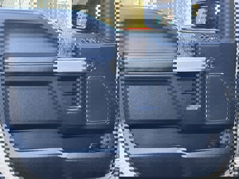 Used 2017 Ford F350 Lariat image 13