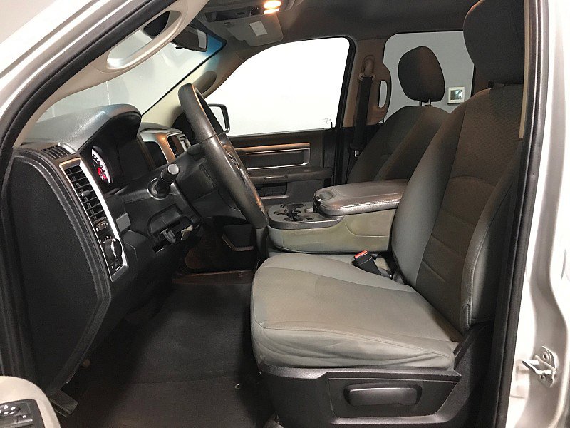 Used 2015 RAM 1500 Classic SLT image 11