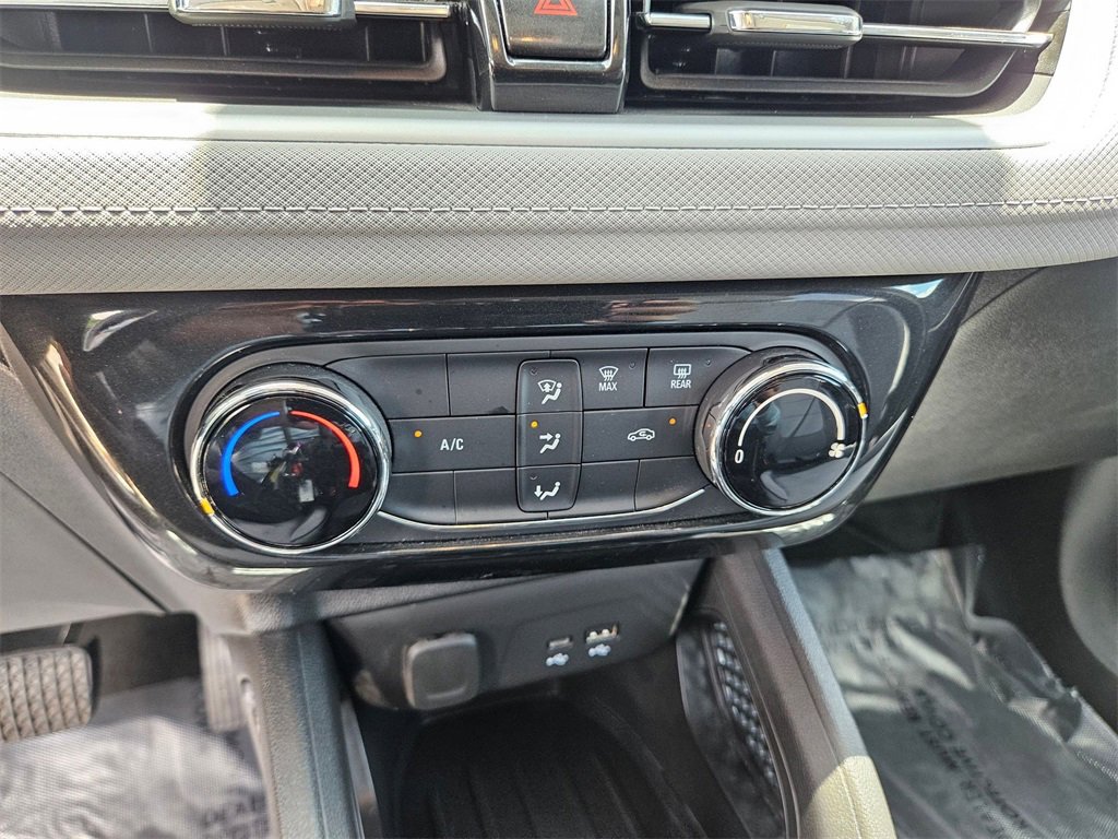 Used 2024 Chevrolet TrailBlazer LT image 18