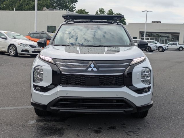 New 2025 Mitsubishi Outlander AWD image 8