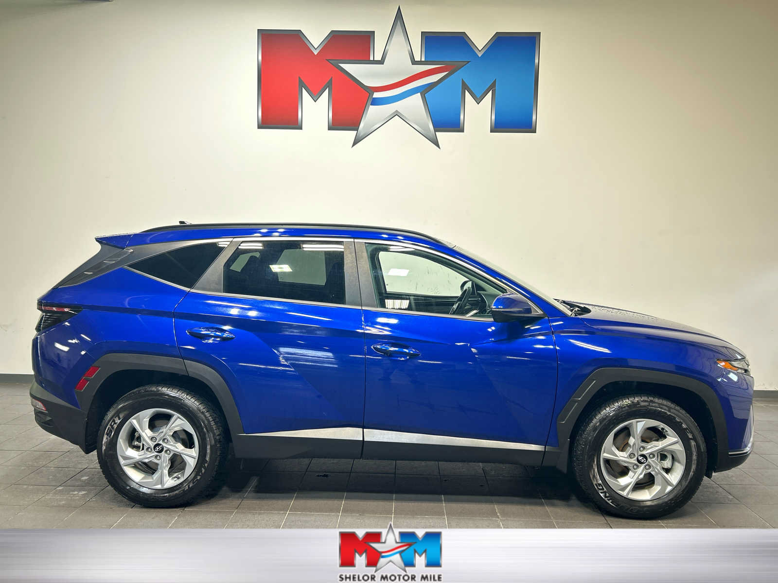 Used 2022 Hyundai Tucson SEL w/ Cargo Package AWD/4WD image 1
