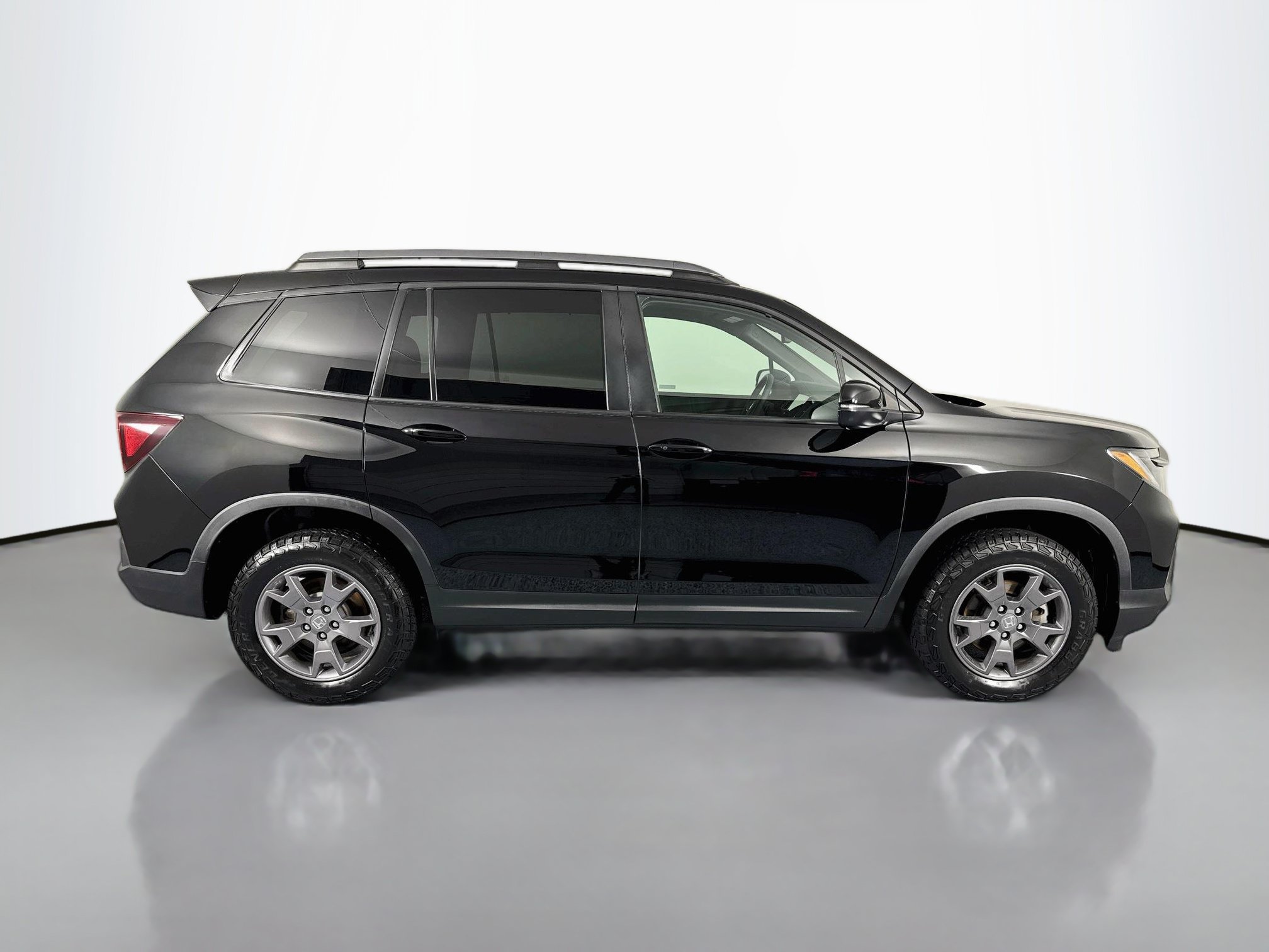 Certified 2024 Honda Passport TrailSport image 4