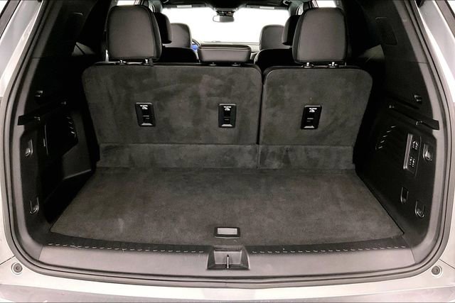 Used 2025 Buick Enclave Avenir FWD image 43