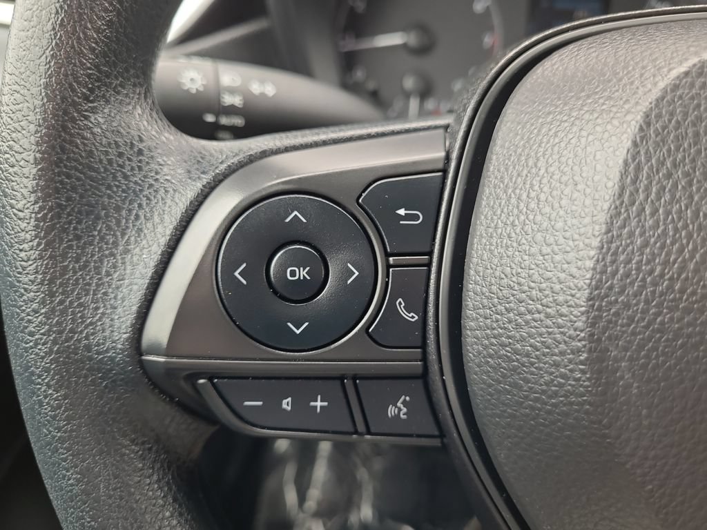 Used 2024 Toyota Corolla LE FWD image 27