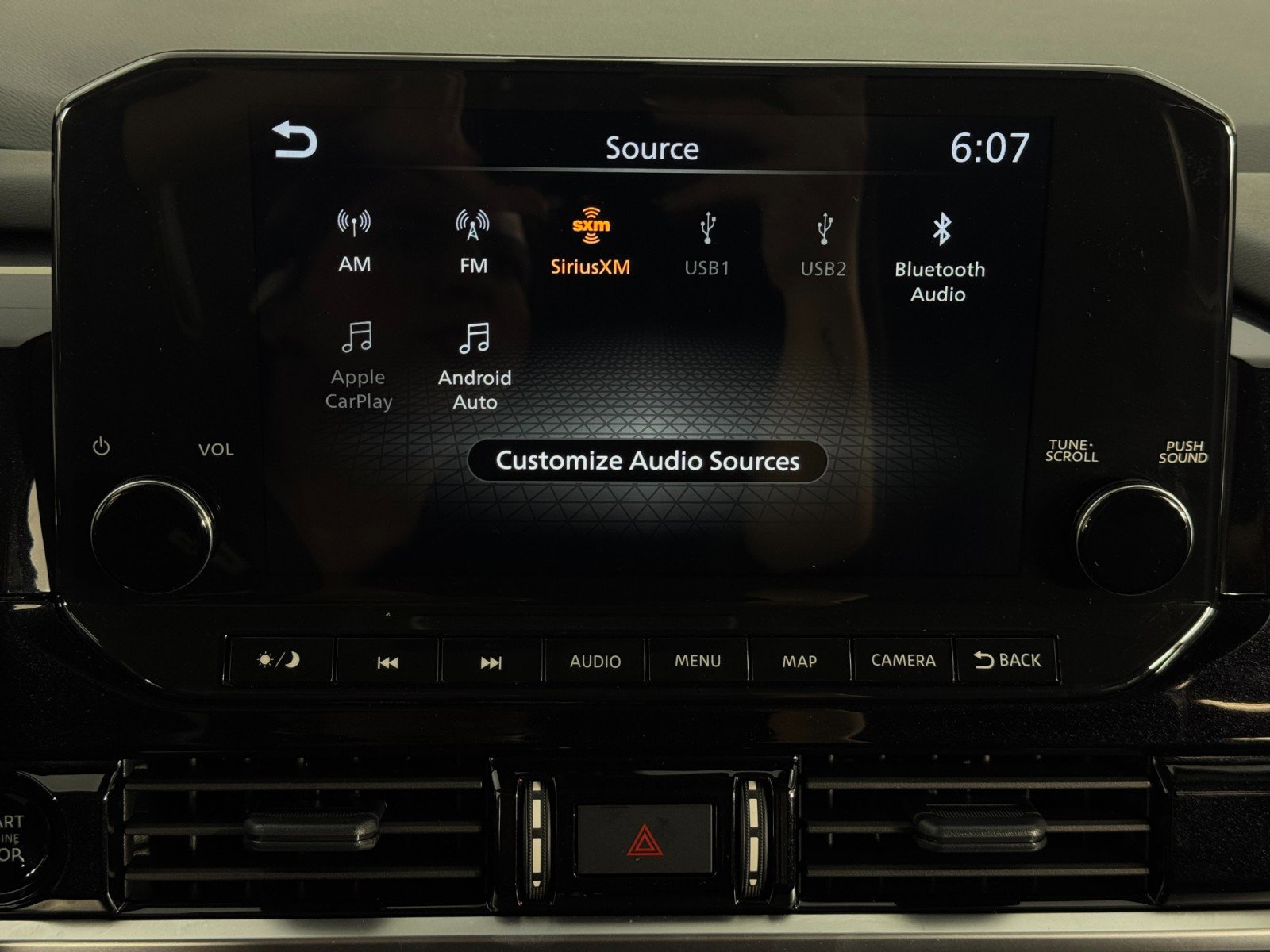 Used 2025 Nissan Pathfinder SL image 23