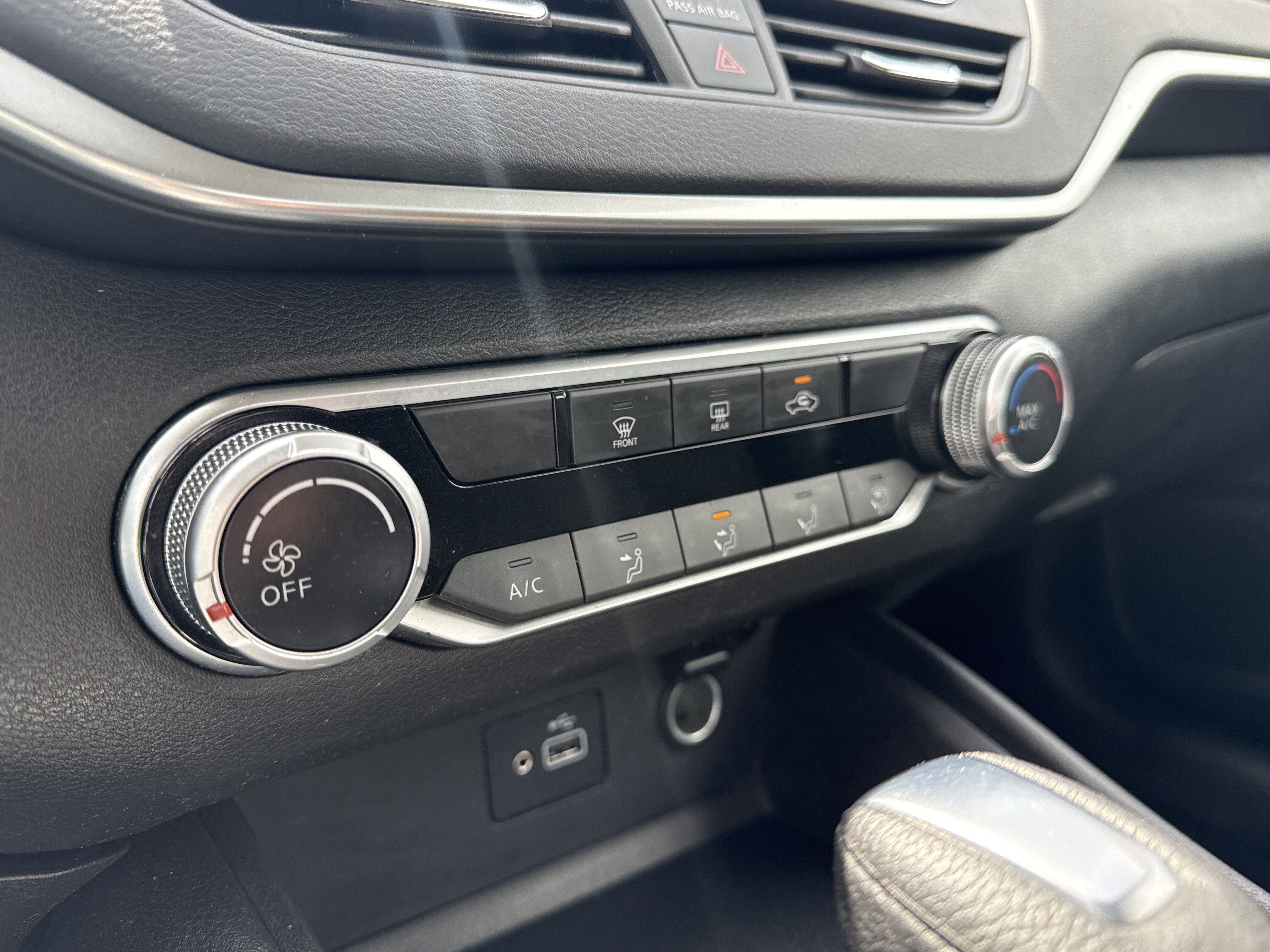 Used 2022 Nissan Altima 2.5 S FWD image 18