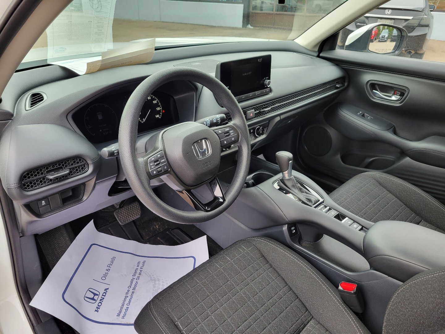 Certified 2025 Honda HR-V LX image 17