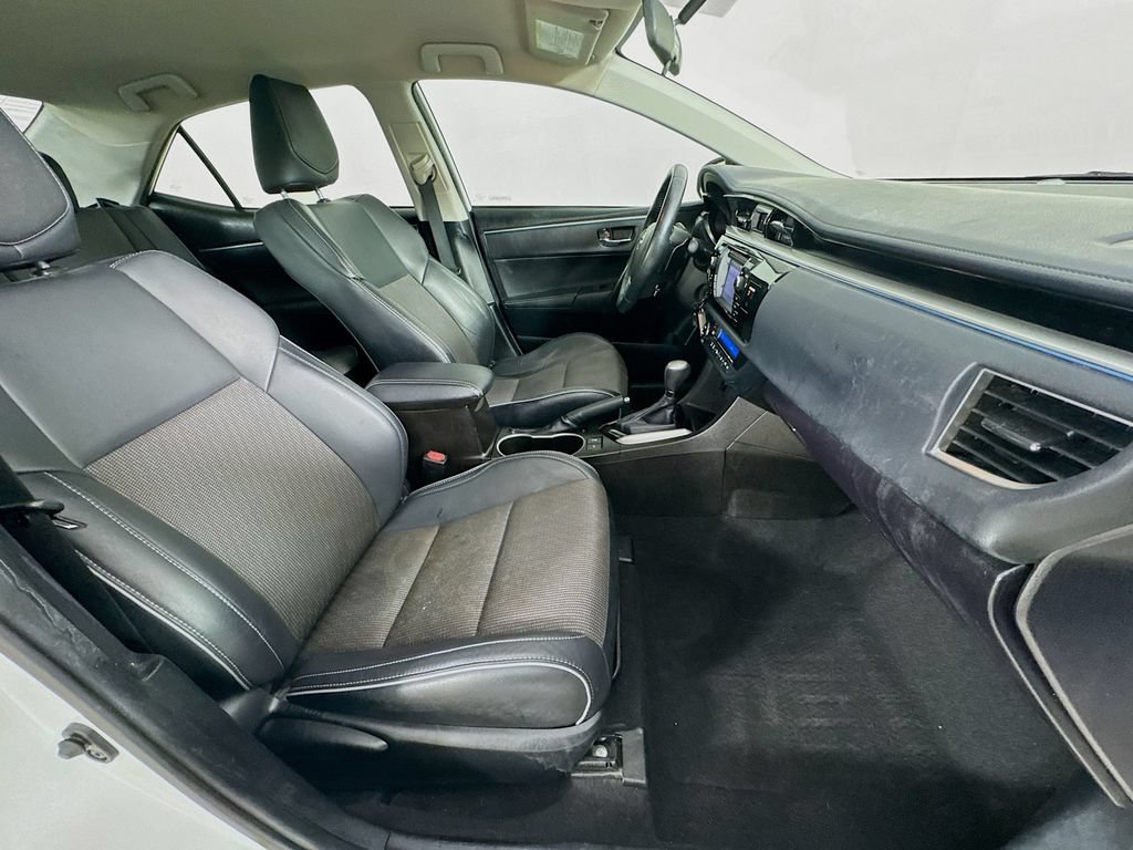Used 2015 Toyota Corolla S FWD image 32