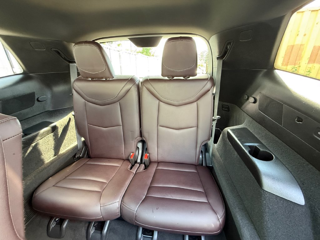 Used 2022 Cadillac XT6 Premium Luxury w/ Technology Package AWD/4WD image 24