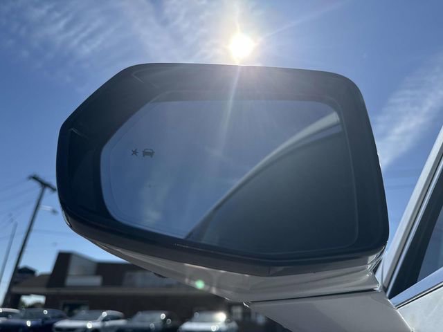 Used 2023 Cadillac XT4 Premium Luxury w/ Enhanced Visibility Package AWD/4WD image 43
