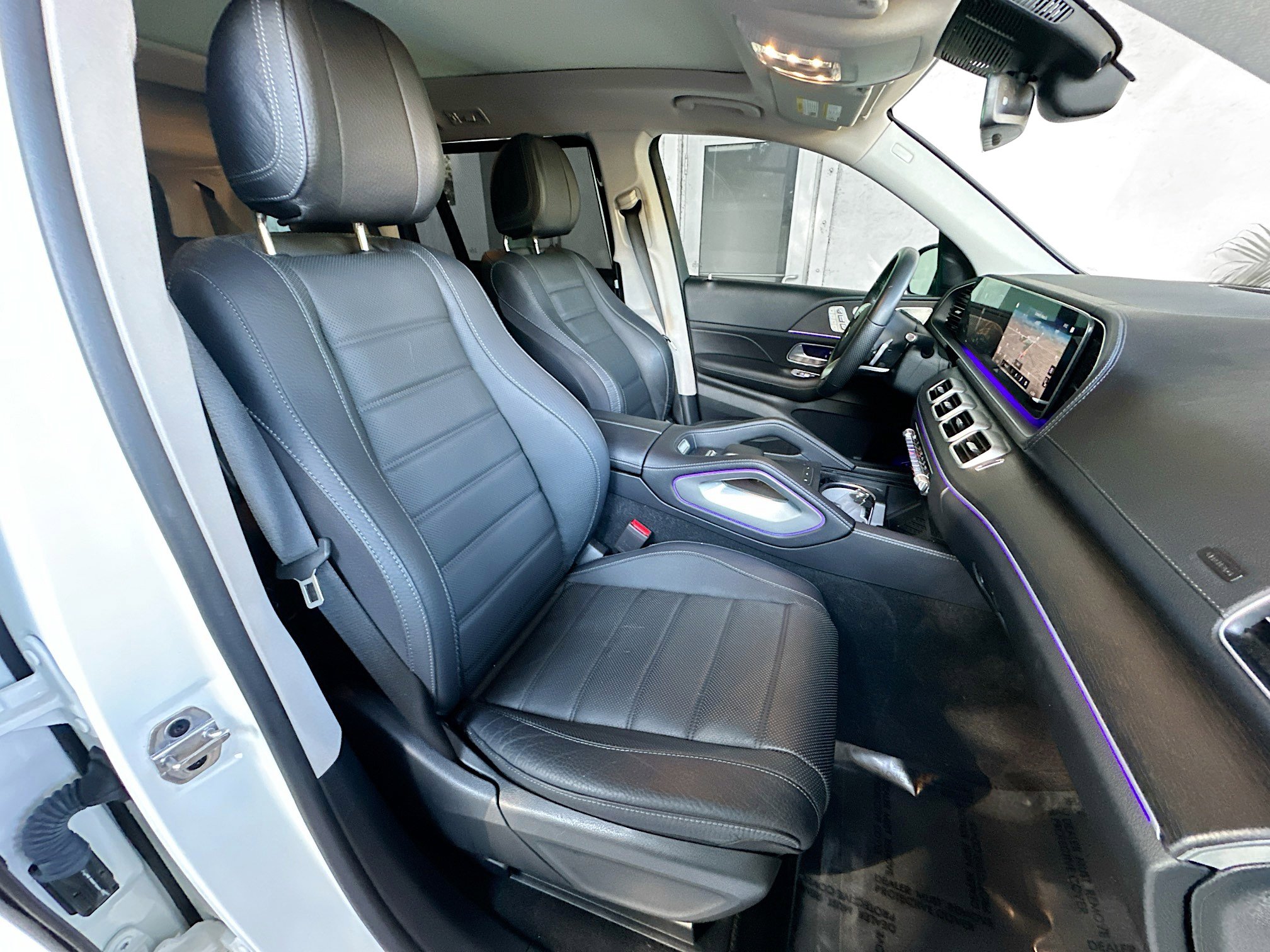 Used 2023 Mercedes-Benz GLS 580 4MATIC image 31