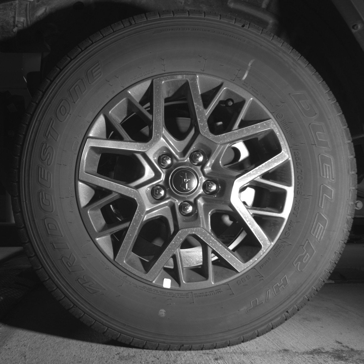 Used 2025 Jeep Wrangler Sahara AWD/4WD image 12