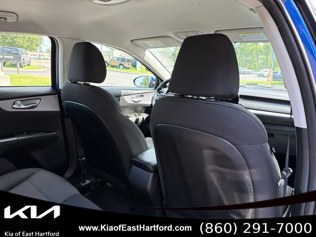 Certified 2023 Kia Forte LXS w/ LXS Technology Package FWD image 14