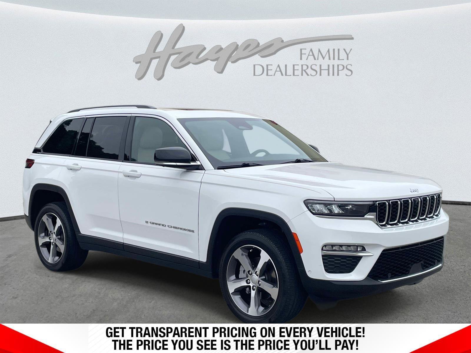 Used 2023 Jeep Grand Cherokee Limited w/ Luxury Tech Group II AWD/4WD image 1