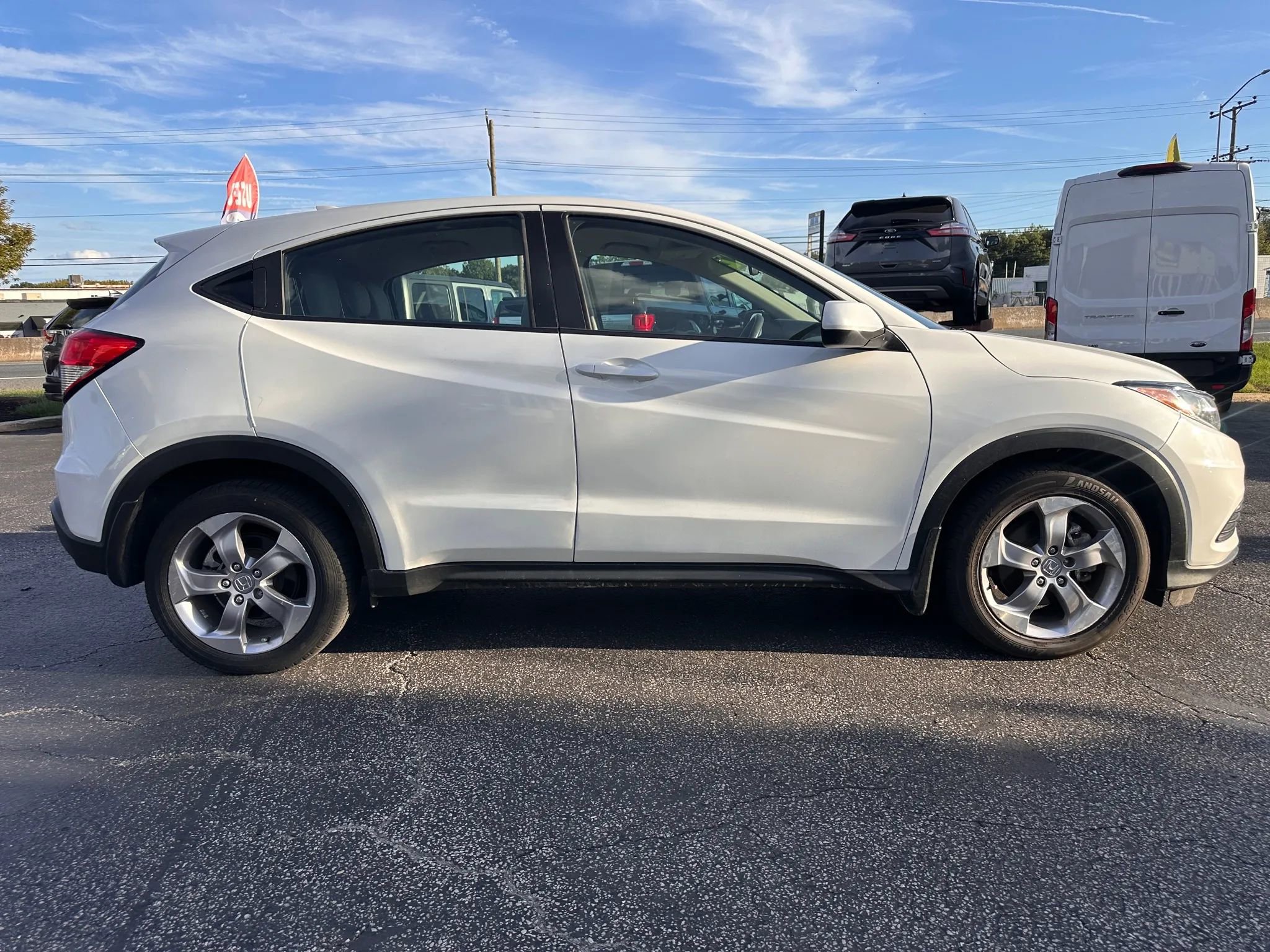 Used 2022 Honda HR-V LX image 4