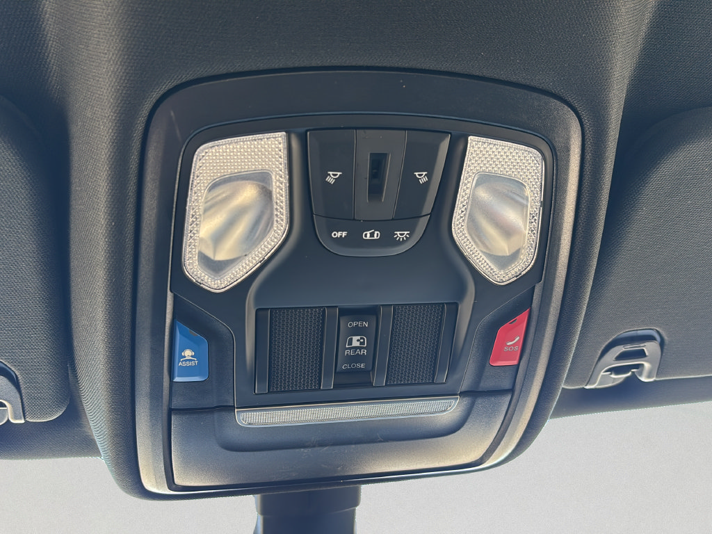 Used 2023 RAM 1500 Big Horn AWD/4WD image 29