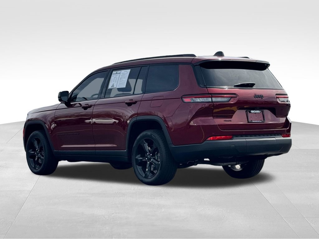Used 2023 Jeep Grand Cherokee L Laredo AWD/4WD image 5