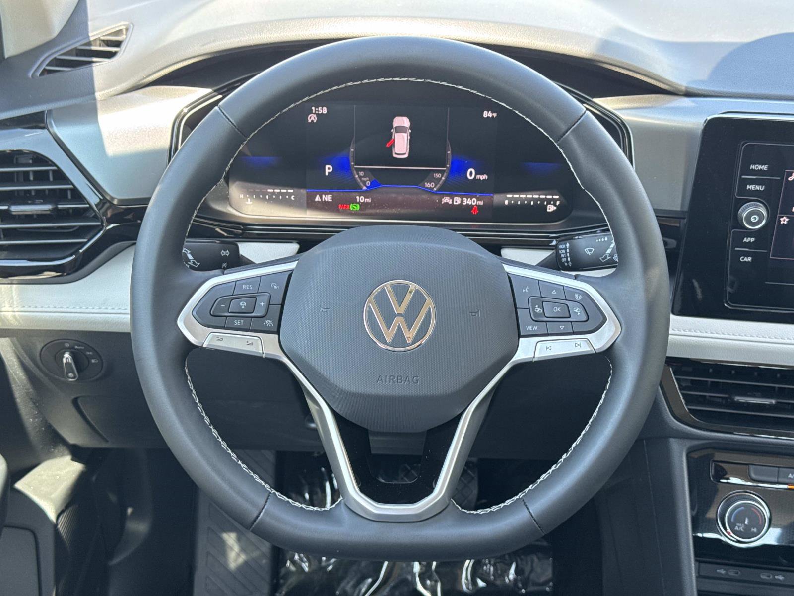 New 2026 Volkswagen Taos S image 10