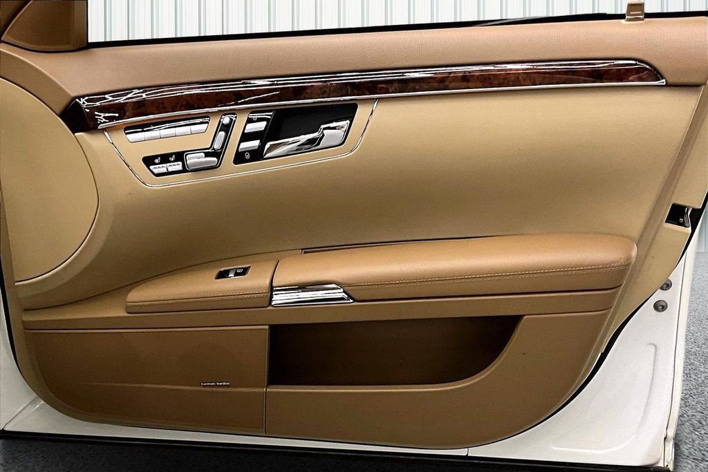 Used 2009 Mercedes-Benz S 550 4MATIC image 30