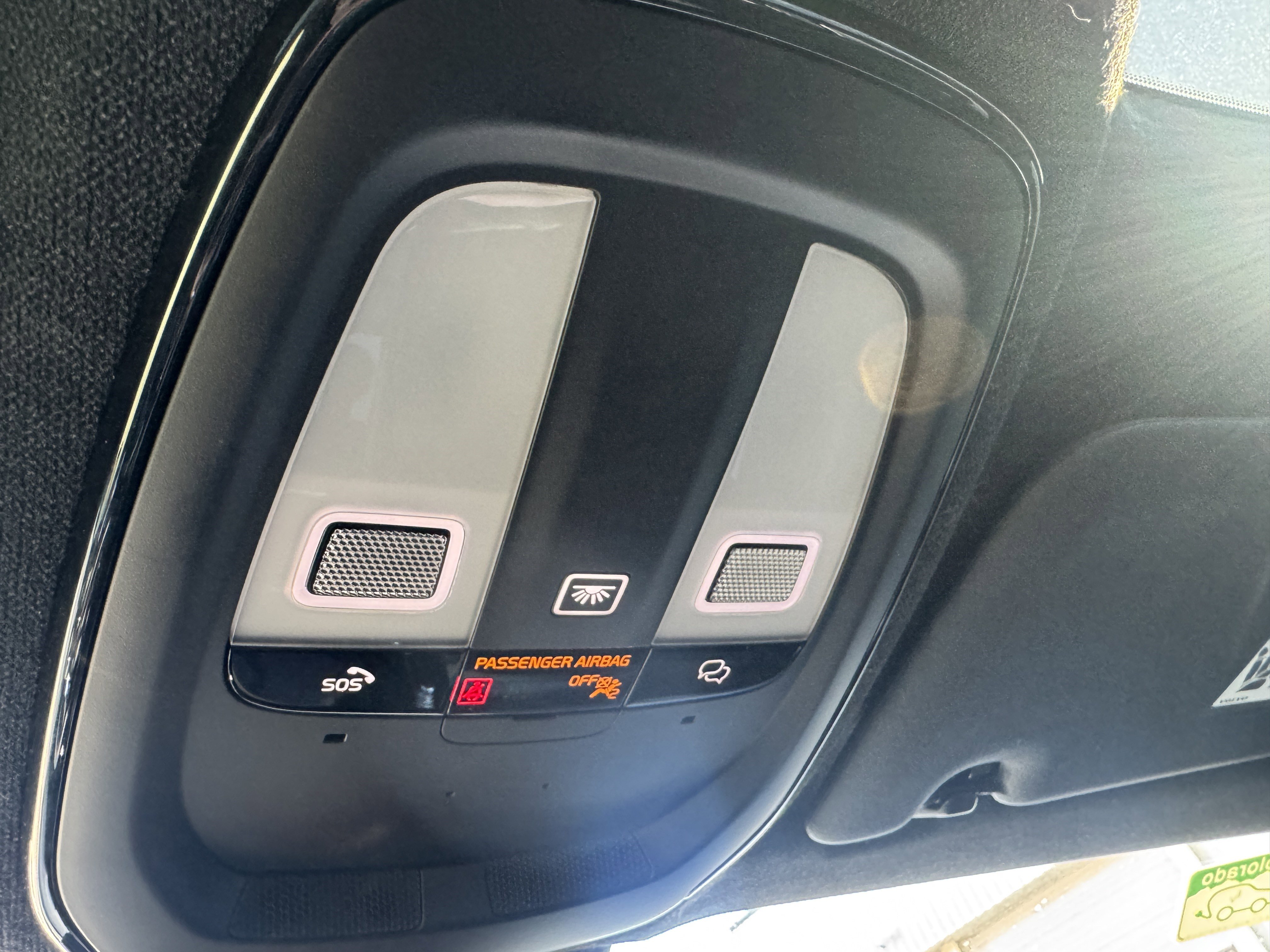 Used 2023 Volvo C40 P8 Recharge Ultimate image 29