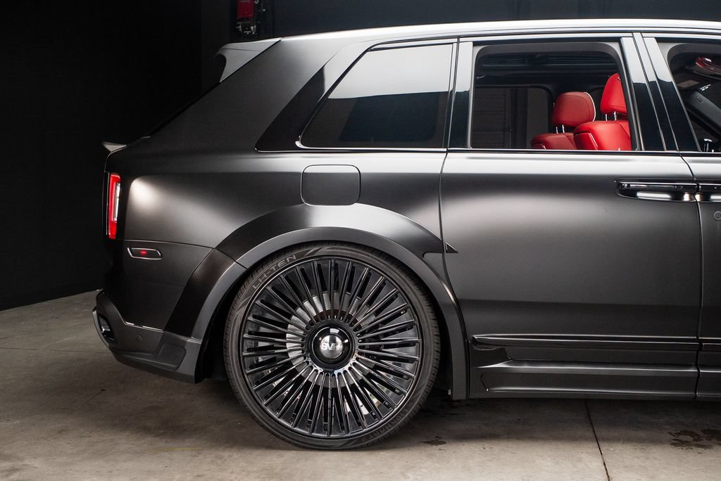 Used 2019 Rolls-Royce Cullinan AWD/4WD image 21