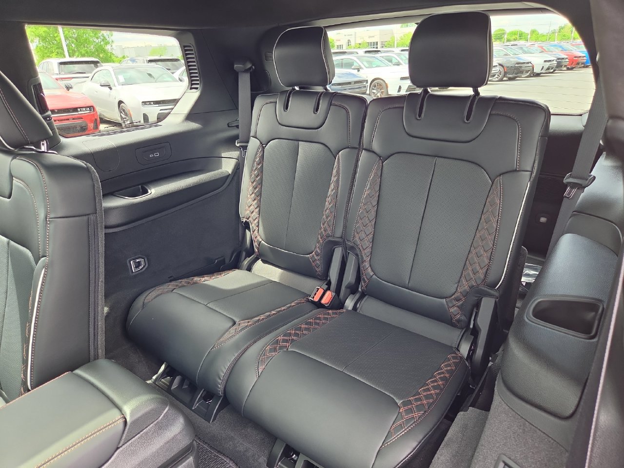 New 2026 Jeep Grand Cherokee L Summit w/ Obsidian Package AWD/4WD image 16